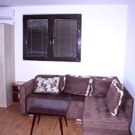 איגאלו Guest House Ivana מראה חיצוני תמונה