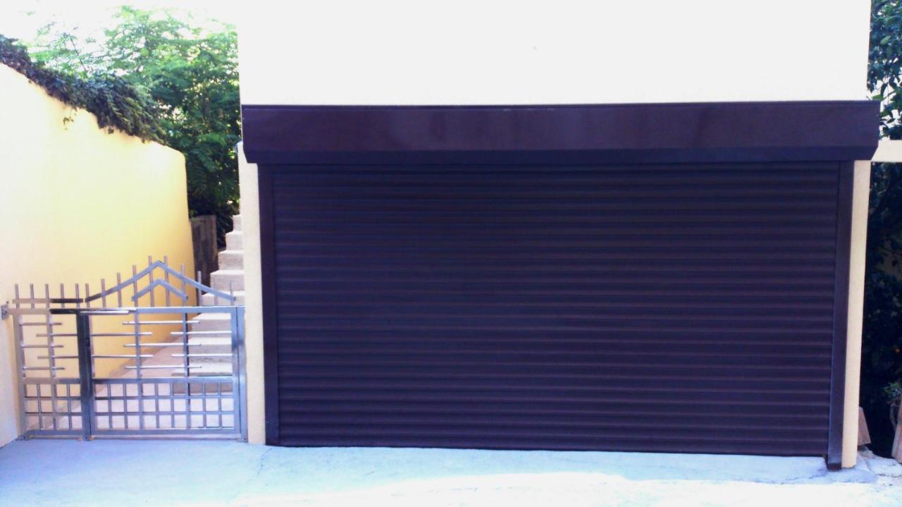 איגאלו Guest House Ivana מראה חיצוני תמונה